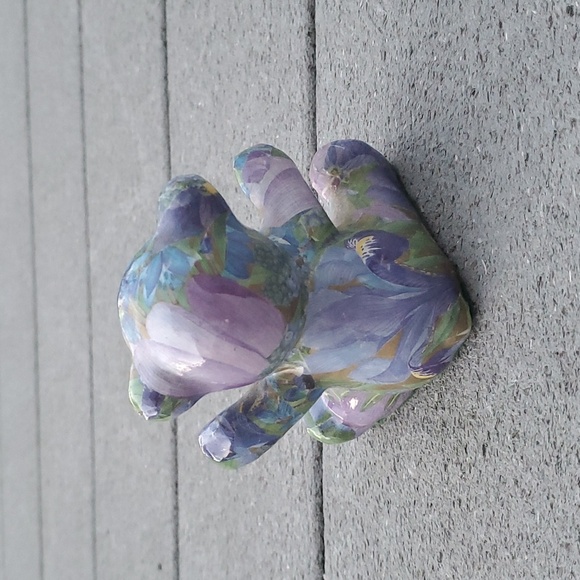 Mikasa Porcelain Sitting Bear Figurine - Picture 3 of 11